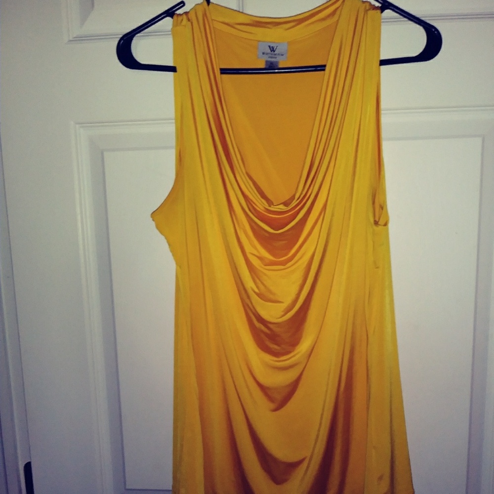 Drape Scoopneck Blouse